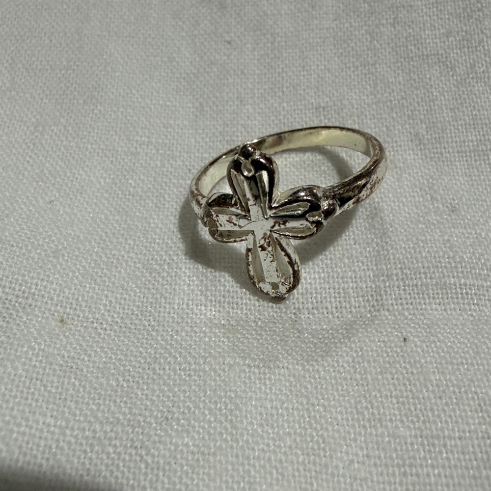 Vintage Thailand CS Sterling Silver 925 Cross, size 6